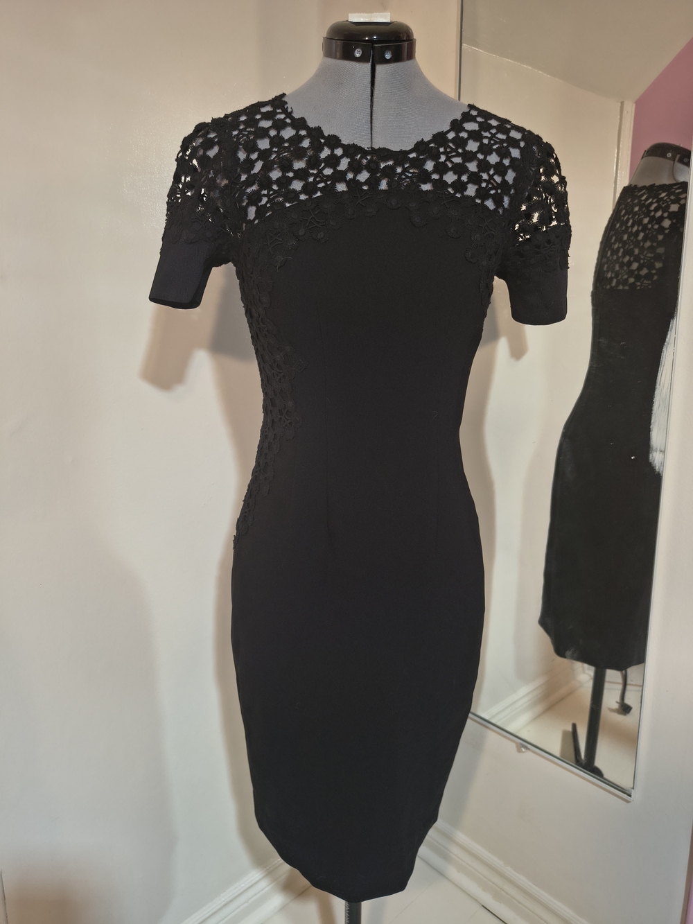 Elie Tahari Black Lace Yoke Midi Sheath Dress